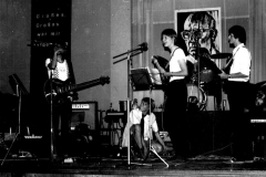 Band02